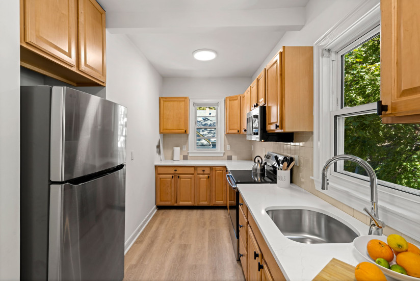 24-web-or-mls-2KITCHEN 9