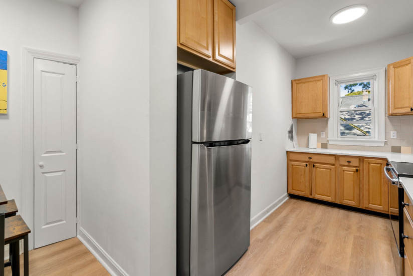 27-web-or-mls-2KITCHEN 24
