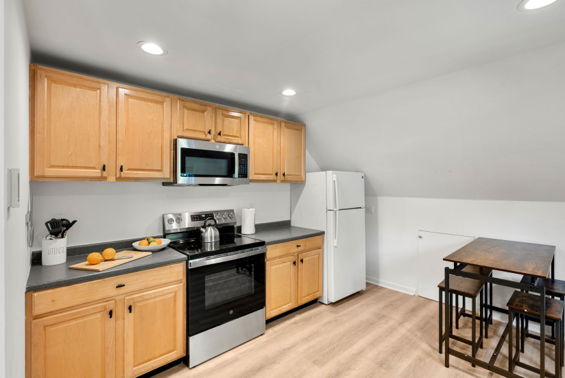 22-web-or-mls-3KITCHEN 4