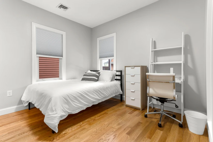 BOSTON - EAST BOSTON - 1 Bed, 1 Bath - Image 17
