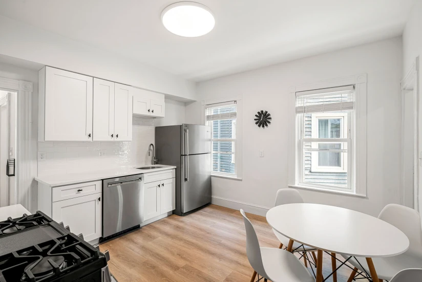 BOSTON - DORCHESTER - 1 Bed, 1 Bath - Image 2