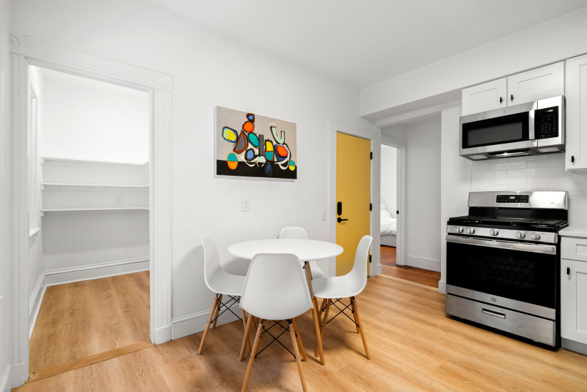 7-web-or-mls-Unit 1_Kitchen_7