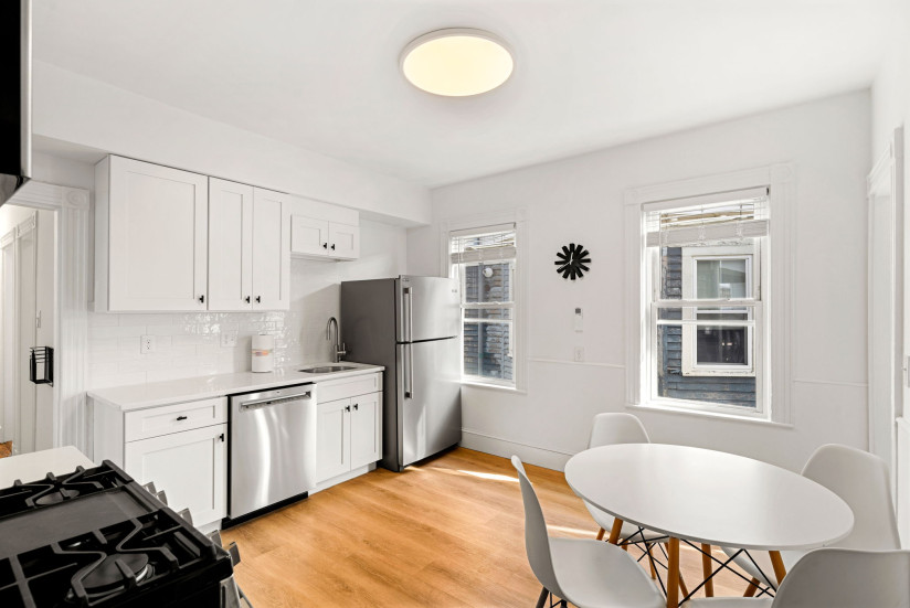 3-web-or-mls-Unit 3_Kitchen_3