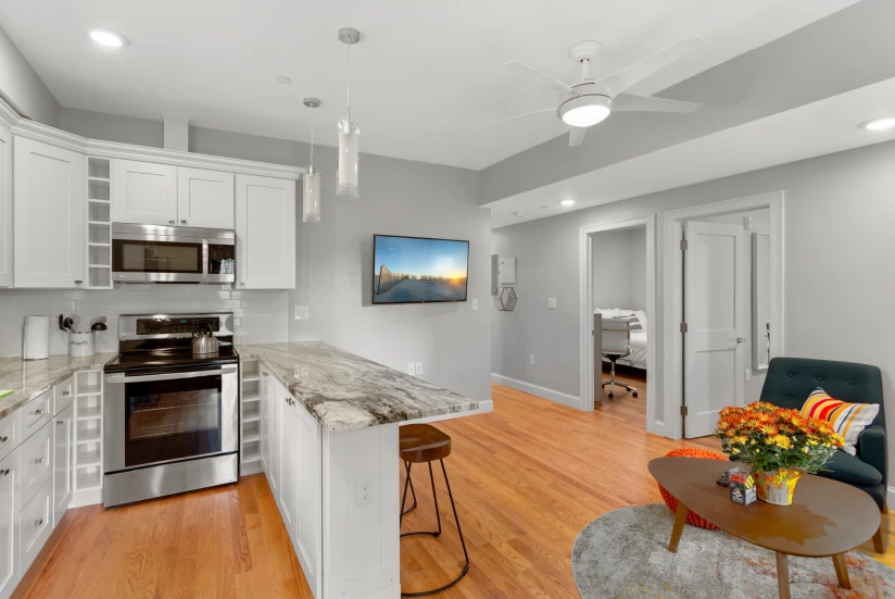 BOSTON - EAST BOSTON - 1 Bed, 1 Bath - Image 5