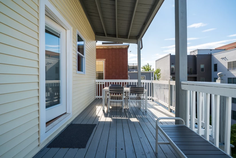 Boston - $1,600+ /mo