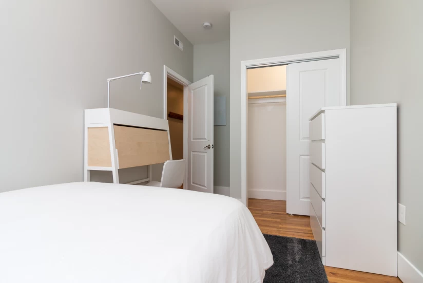 BOSTON - EAST BOSTON - 1 Bed, 1 Bath - Image 14