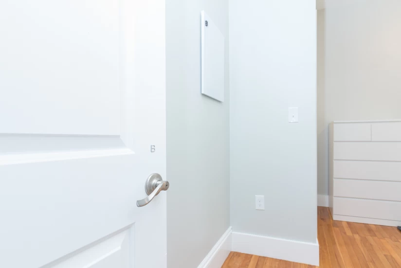 Boston - 1 Beds, 1 Baths