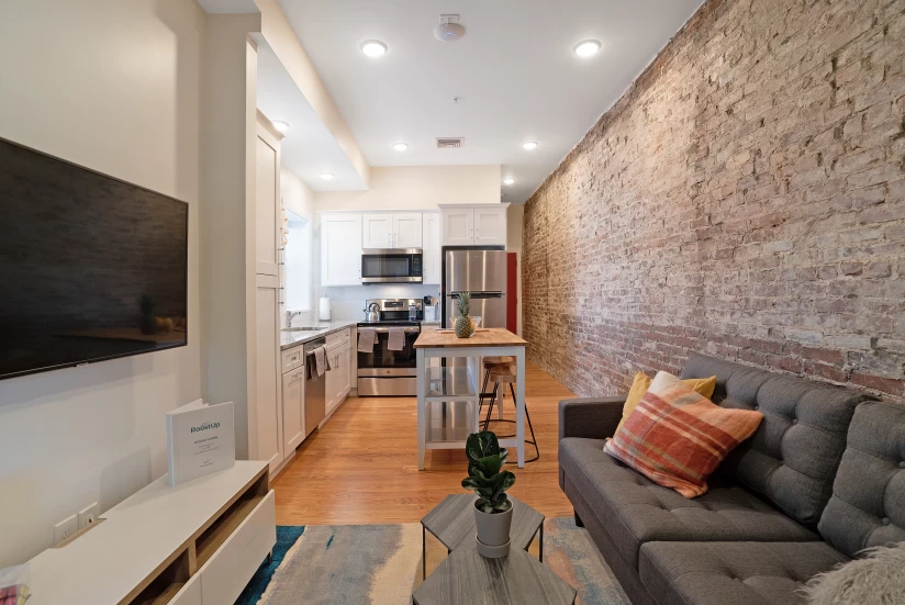 BOSTON - EAST BOSTON - 1 Bed, 1 Bath - Image 8