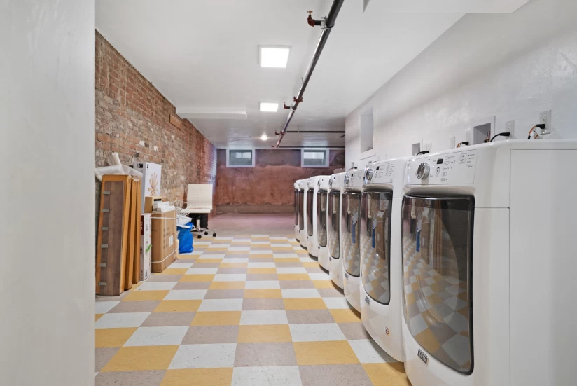 BOSTON - EAST BOSTON - 1 Bed, 1 Bath - Image 12